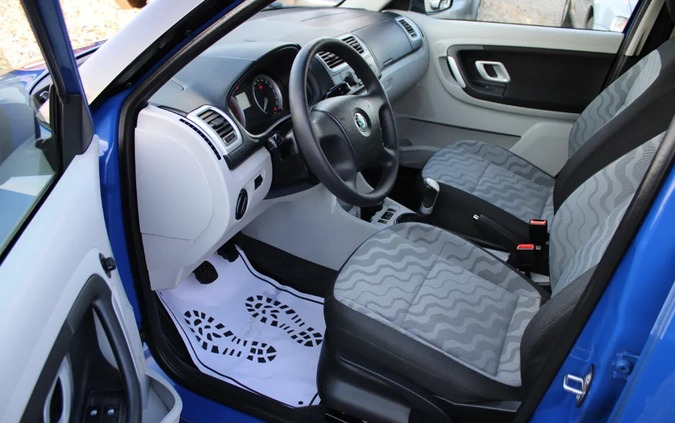 Skoda Fabia cena 13700 przebieg: 149000, rok produkcji 2007 z Sieraków małe 436